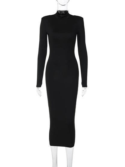 Robe longue moulante à col roulé – Noir élégant