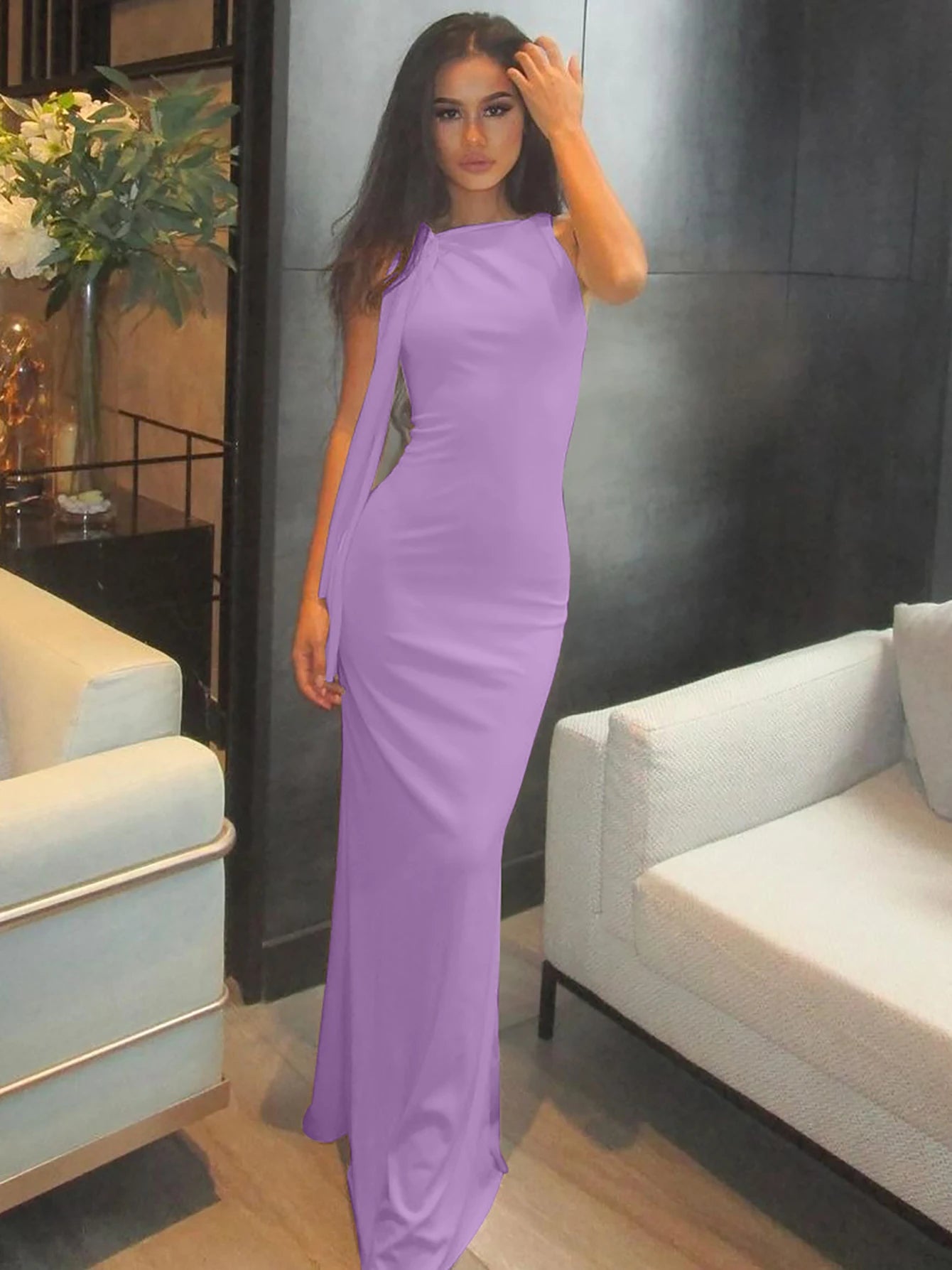 Robe longue moulante sans manches